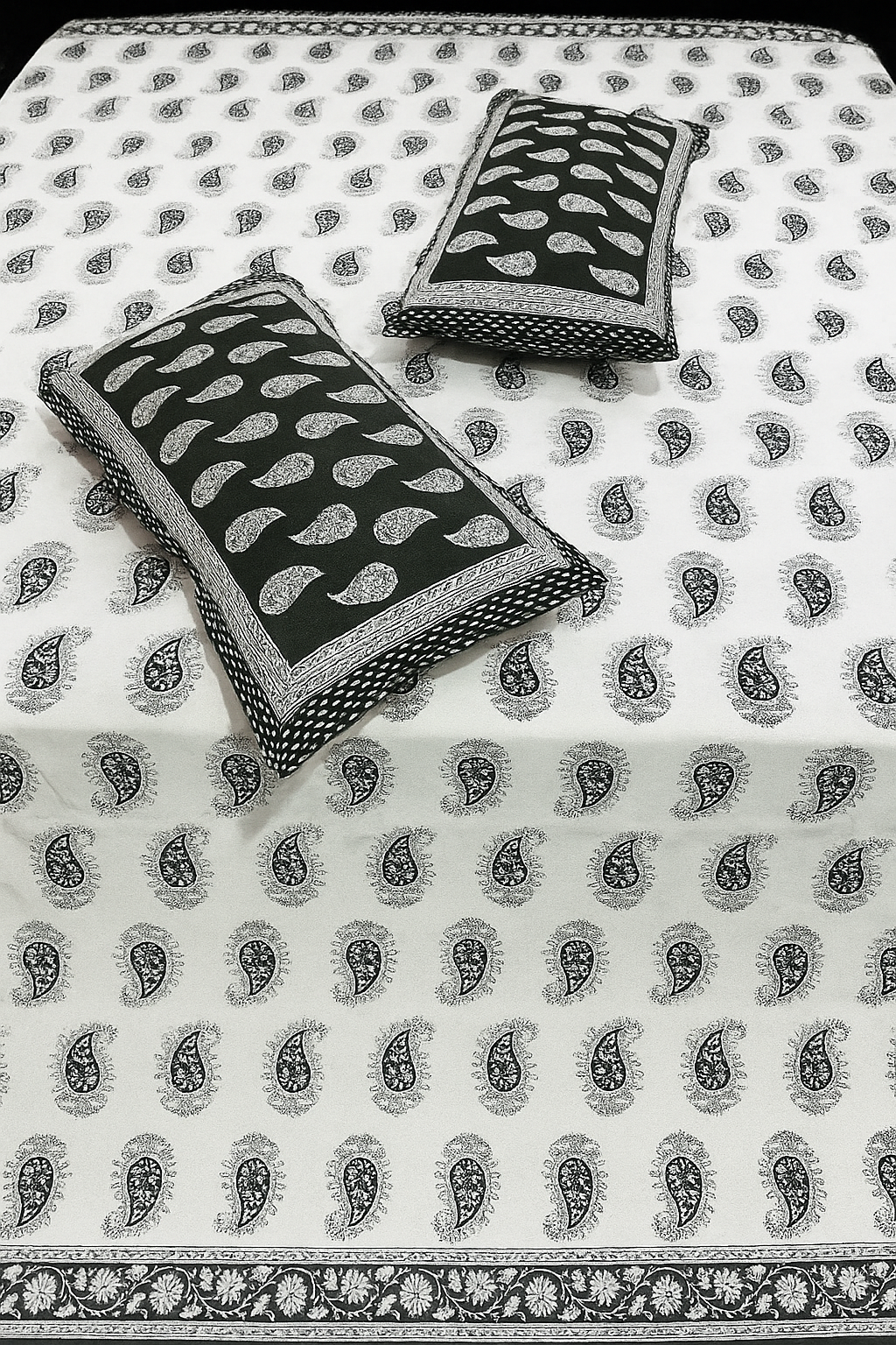 Premium Cotton Double Bedsheet with Pillow Covers (100*108) – Paisley Print, Soft & Breathable Fabric