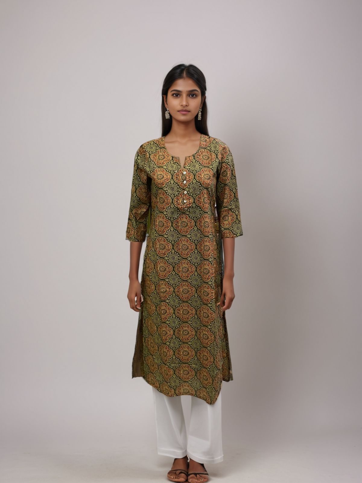Khadi Kurti for Women – Handwoven, Lightweight & Stylish