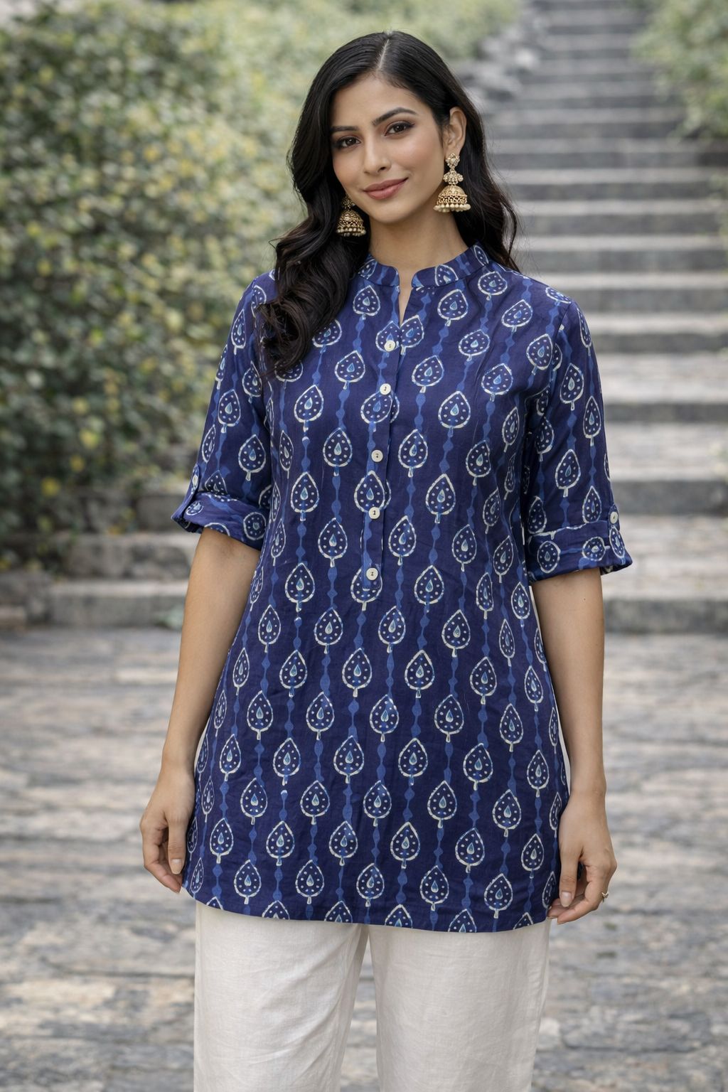 Natural Fab Women’s Short Rayon Kurti, Indigo Handblock Print Straight Fit Tunic, Made in India