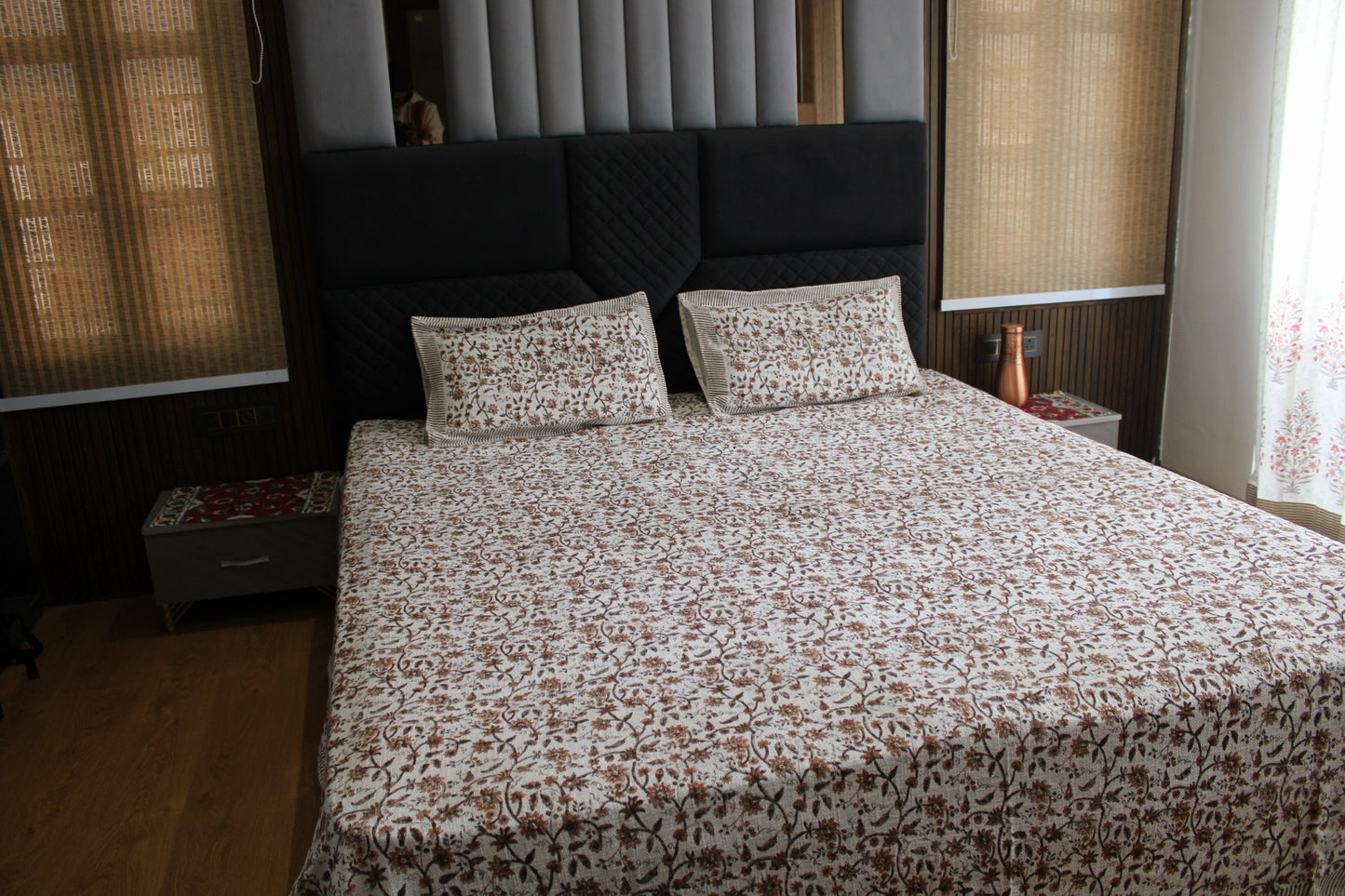 Jute Bedsheet with Pillow Covers