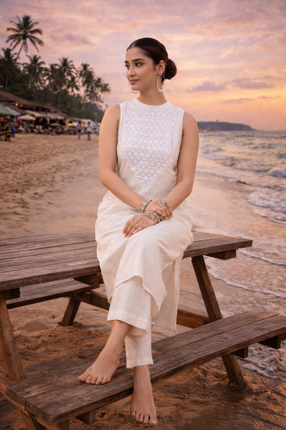 Women’s Sleeveless Cotton Kurti – Elegant Solid Ethnic Straight Kurta for Casual, Office & Festive Wear