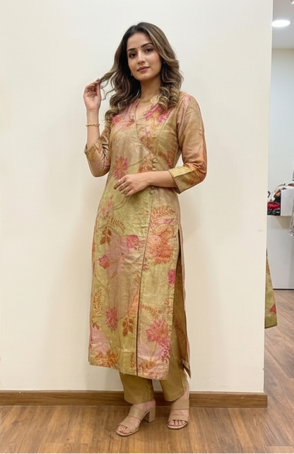 Women’s Golden Maslin Floral Printed Kurti Pant Set | Premium Festive & Party Wear Suit Set