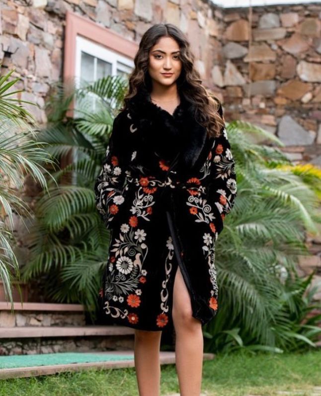 Velvet Flower Embroidered Coat in Rich Black