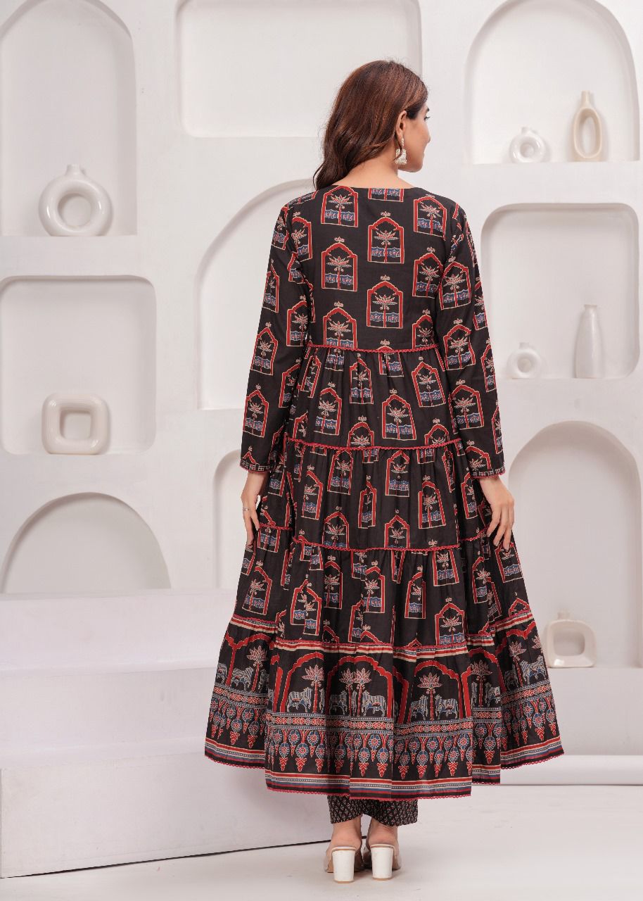 Black Anarkali with Dupatta Set - Traditional Motifs