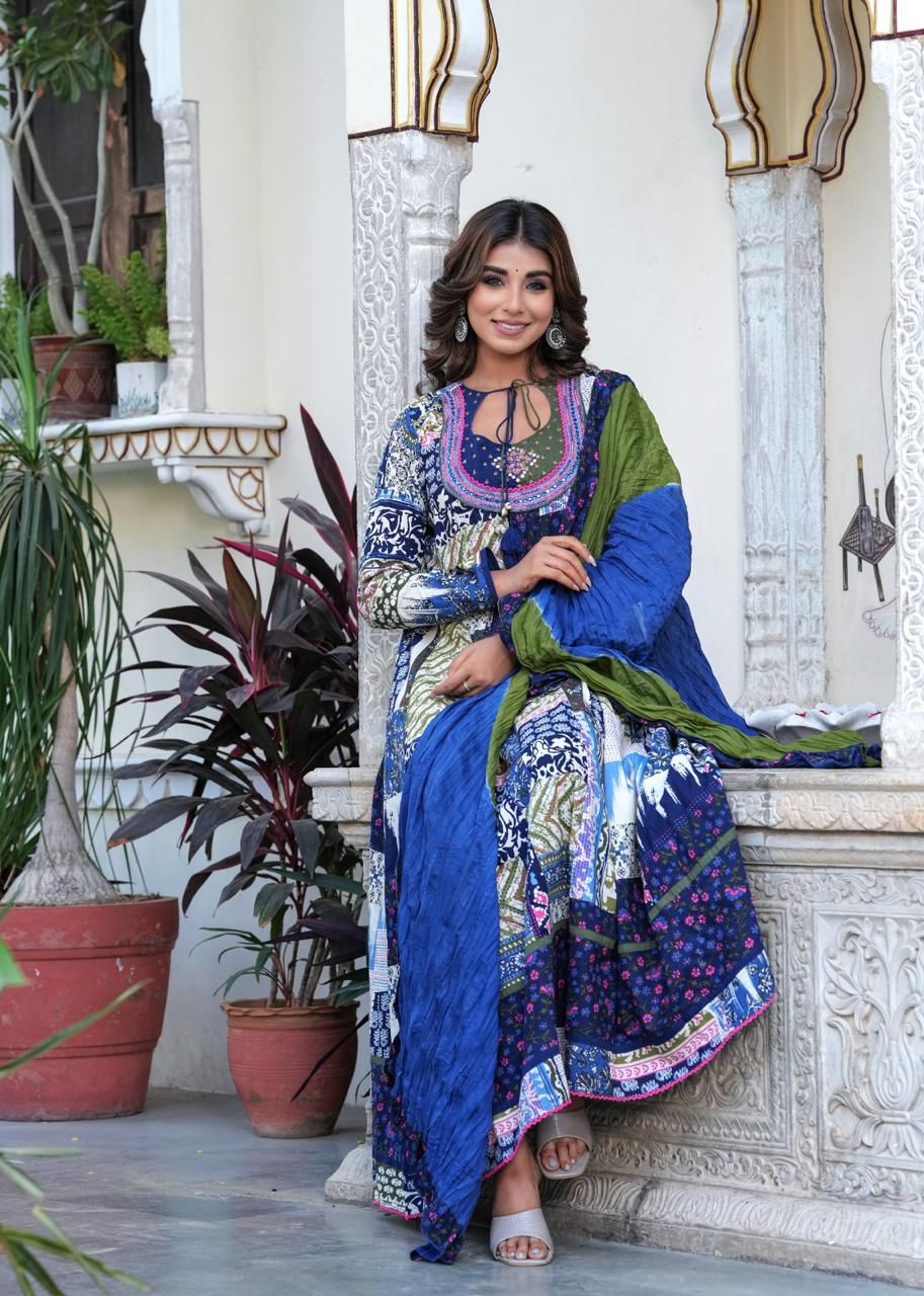 Patchwork Anarkali Suit with Dual-Tone Crushed Dupatta