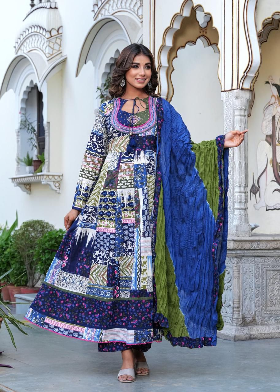 Patchwork Anarkali Suit with Dual-Tone Crushed Dupatta