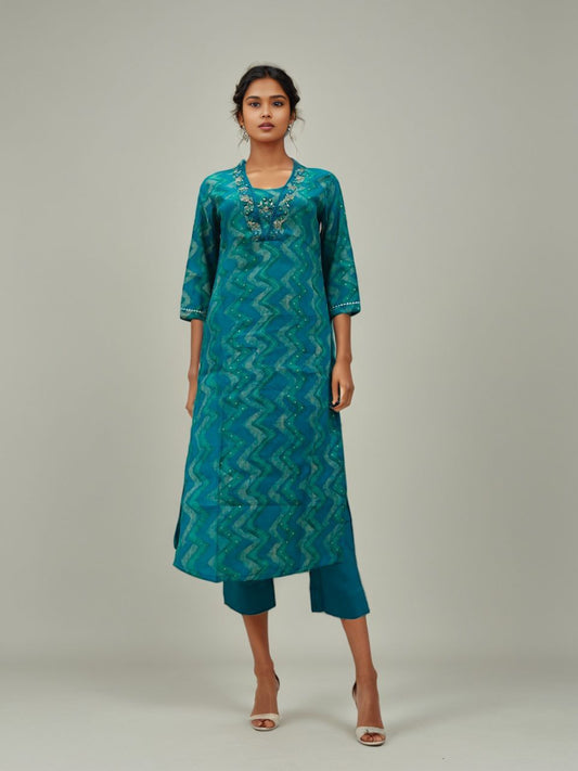 Teal Blue Zig-Zag Patterned Kurta Set with Embroidered Neckline