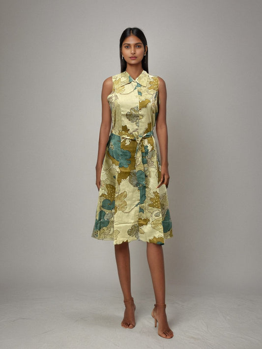 Women's Sleeveless Floral Shirt Dress in Satin Finish – Summer Casual Knee-Length Dress with Belt
