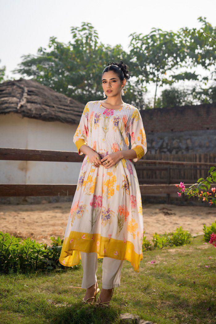 Floral Printed Cotton Kurti Pant Set for Women | Handcrafted Summer Ethnic Wear – Natural Fab