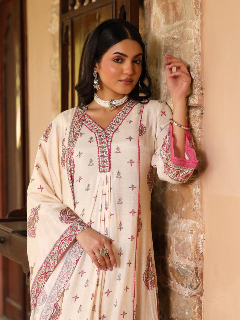 Off-White Kurti Set with Neck Embroidery and Dupatta