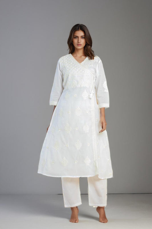 Elegant White Chikankari Cotton Kurta Set – Handcrafted Ethnic Wear for Women